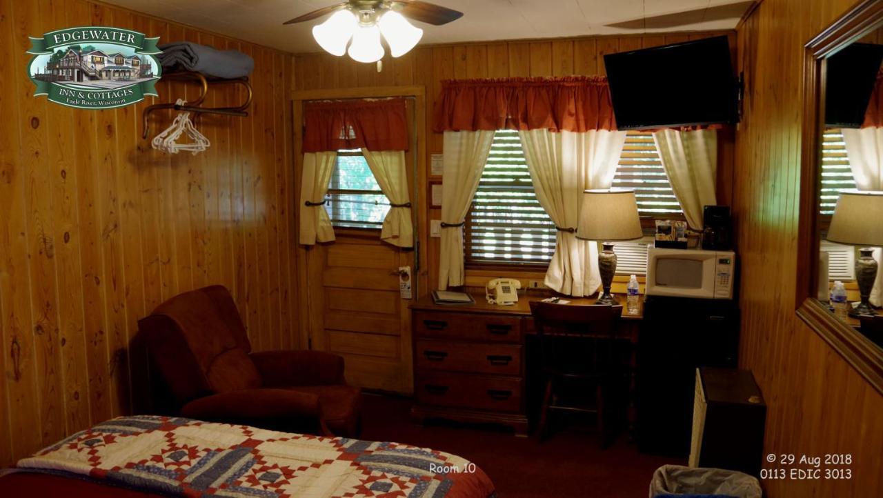 Edgewater Inn & Cottages Ийгъл Ривър Стая снимка